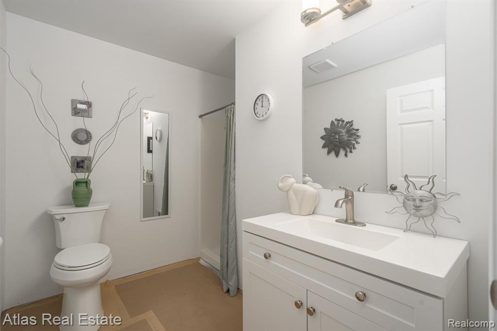 4081 Hidden View Drive, Flint, MI 48506 — Photo 32