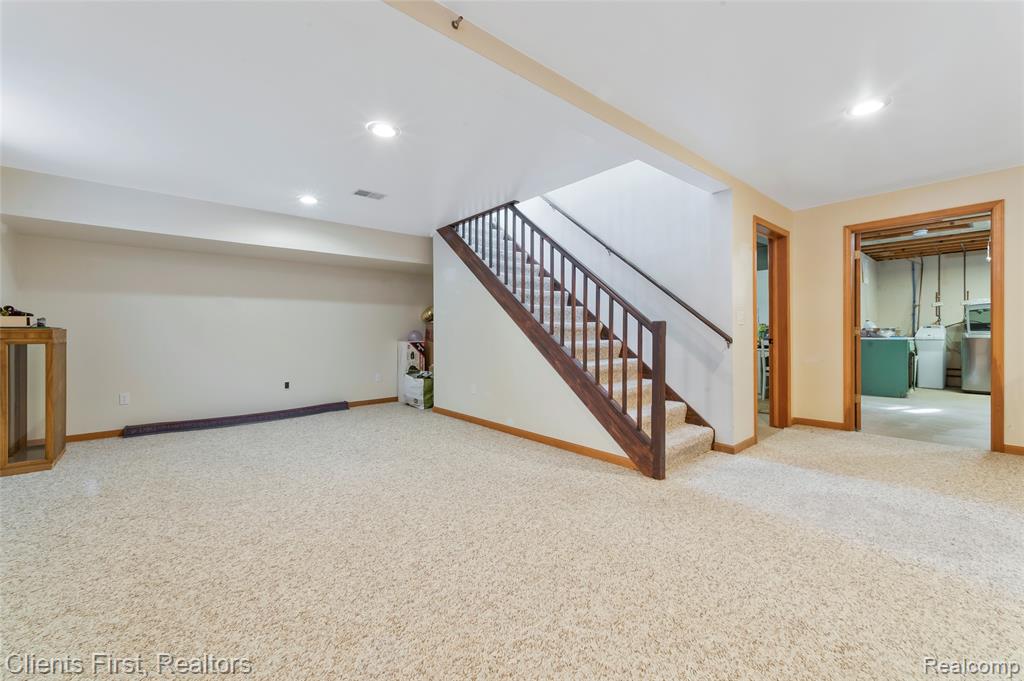 270 N Hurd Road, Ortonville, MI 48462 — Photo 20
