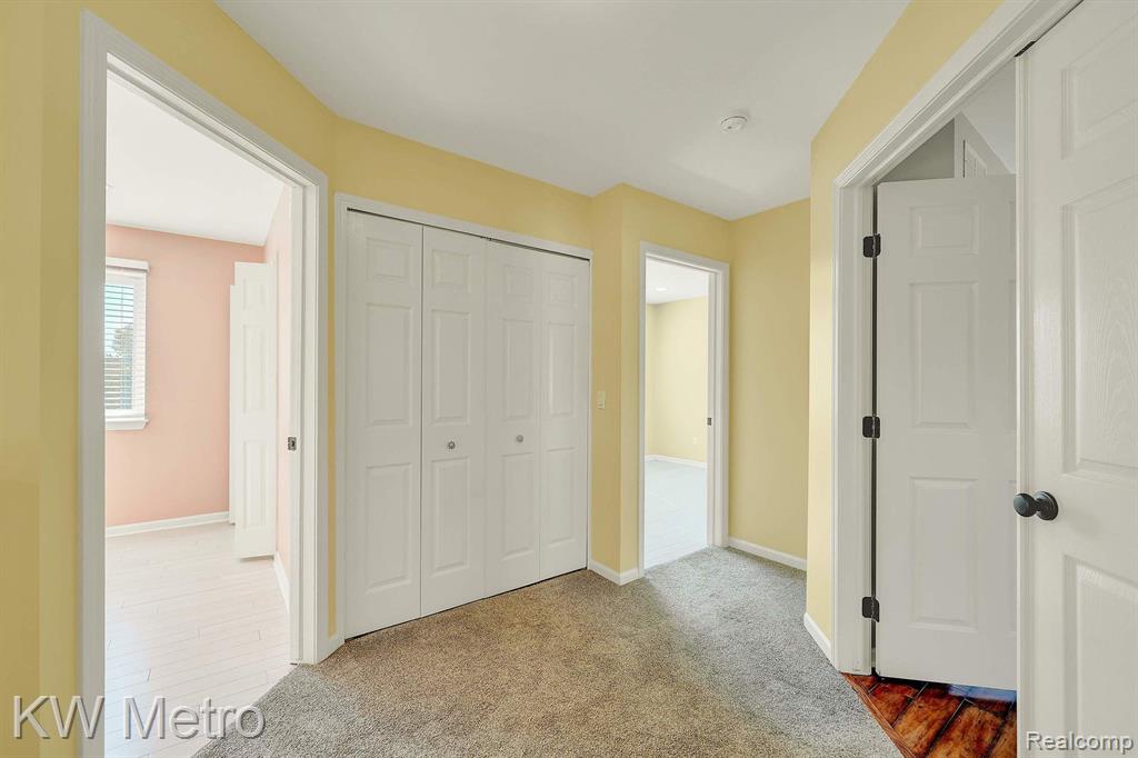8590 BARRINGTON Drive, Ypsilanti, MI 48198 — Photo 30