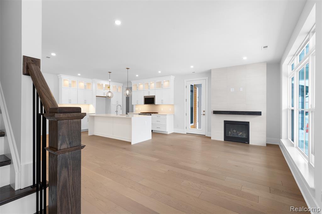 106 Apaloosa, Northville, MI, 48167