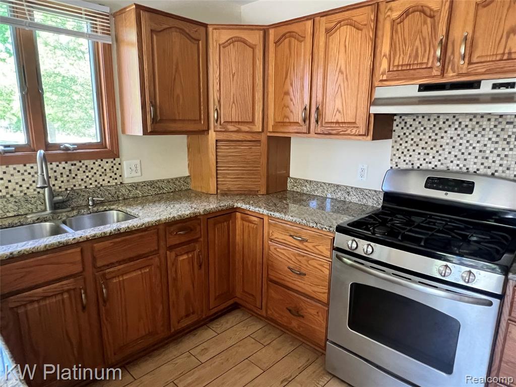 514 S Belle River Avenue, Marine, MI — Photo 8