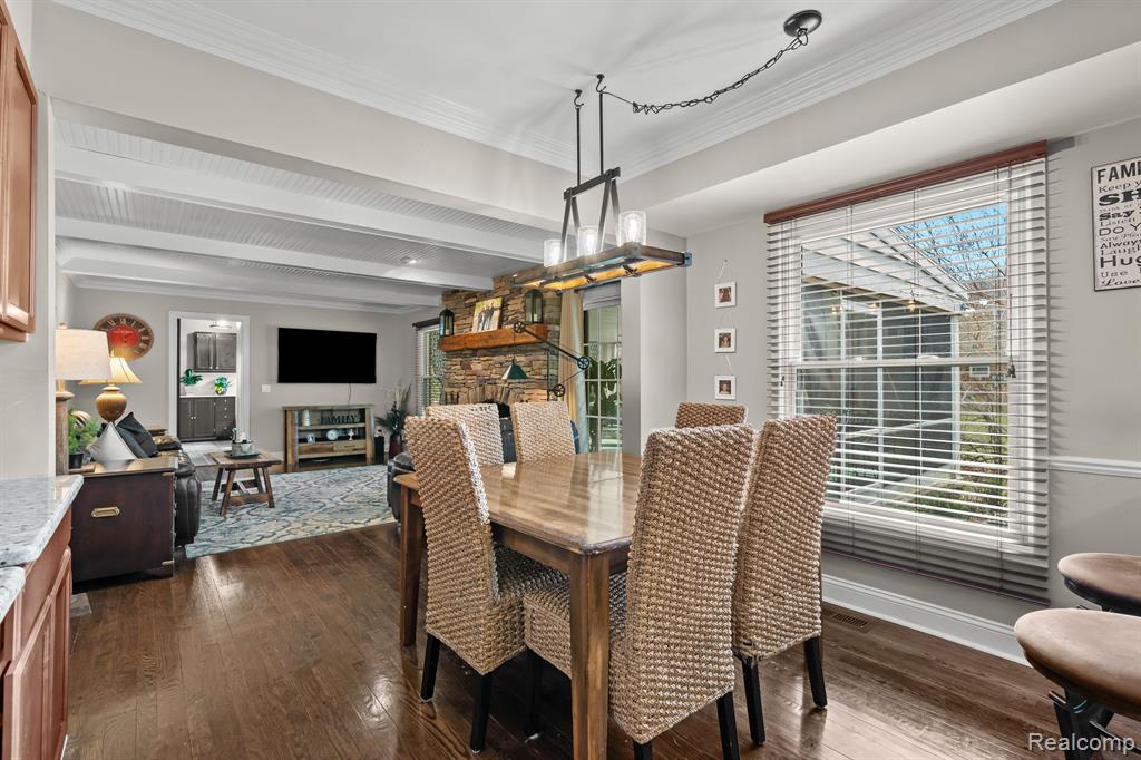 856 THORNTREE, Bloomfield Hills, MI 48304 — Photo 11