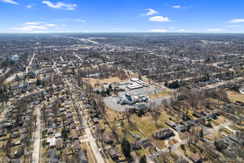 400 RED OAK LANE Lane, Rochester Hills, MI 48307 — Photo 46