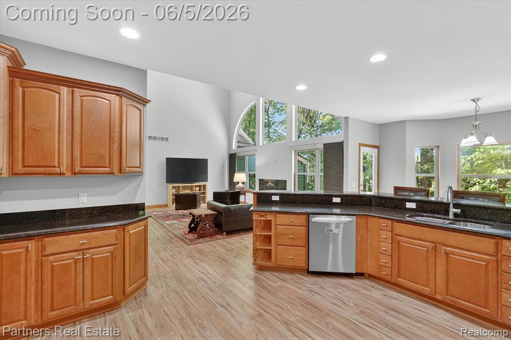 4053 Rolling Acres Drive, Hartland, MI 48353 — Photo 17