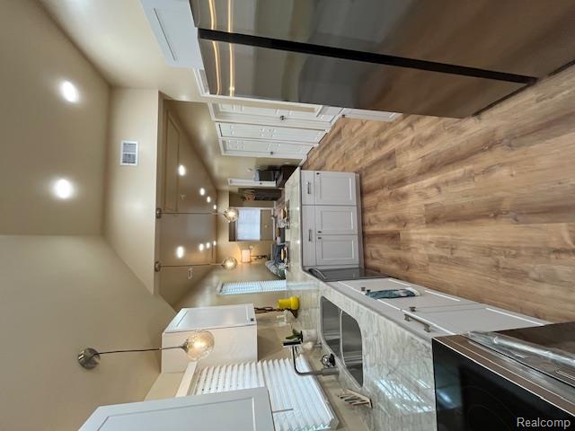 48 E James Street, River Rouge, MI 48218 — Photo 12