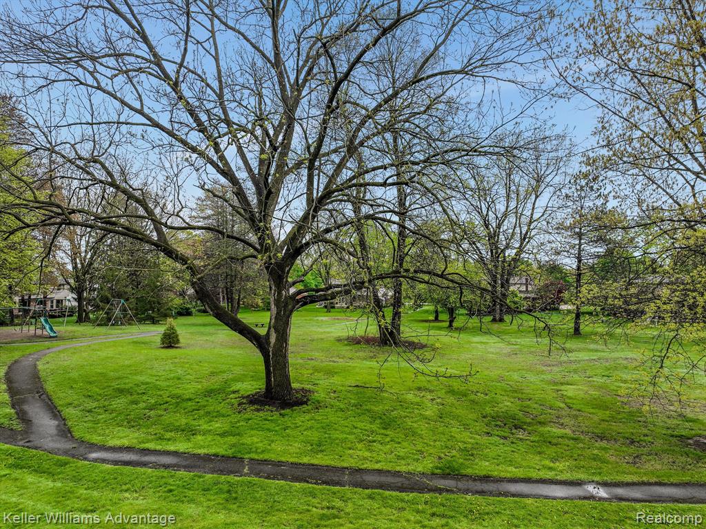 46671 BARRINGTON, Plymouth, MI 48170 — Photo 47