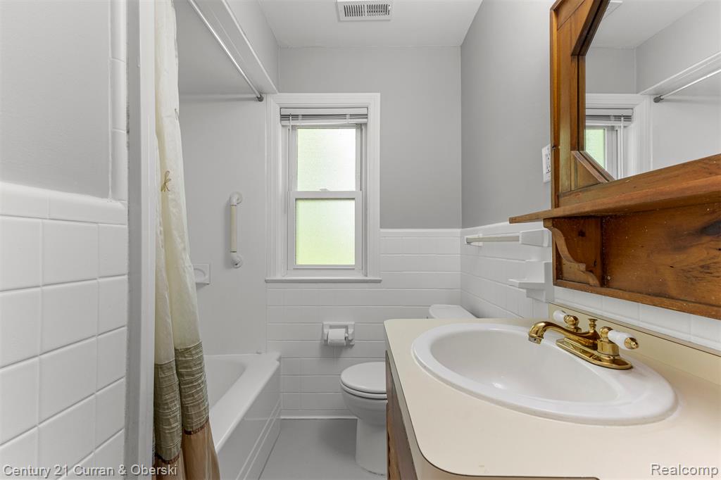1843 Lathers Street, Garden City, MI — Photo 20