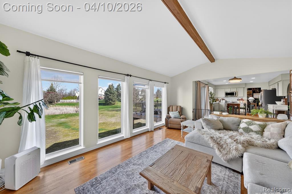 255 Round Tree Drive, Lake Orion, MI — Photo 10