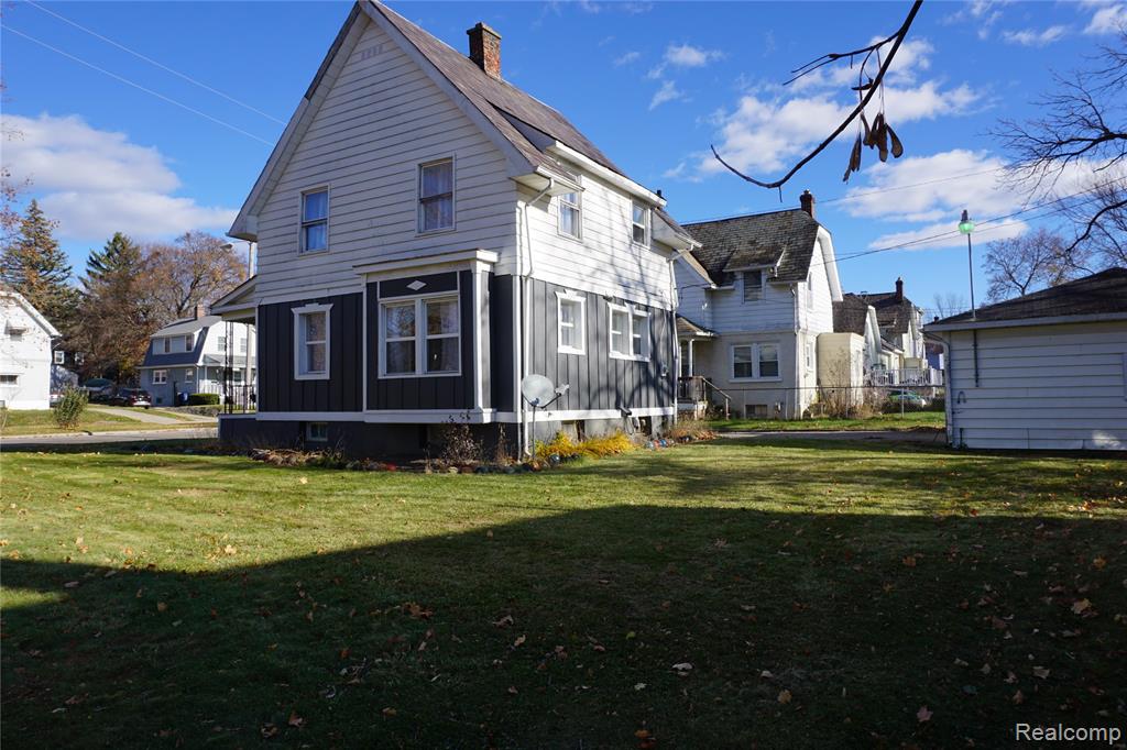 971 N Chevrolet Avenue, Flint, MI 48504 — Photo 4