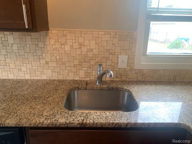 5969 Fellrath Street, Taylor, MI 48180 — Photo 9