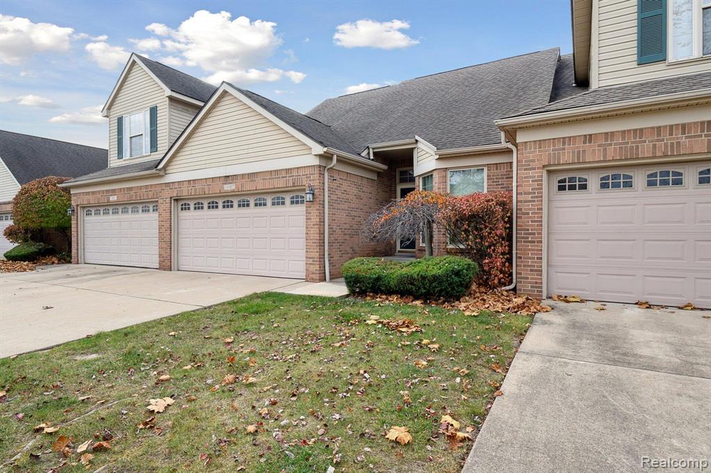 435 Carson Drive, Westland, MI — front exterior