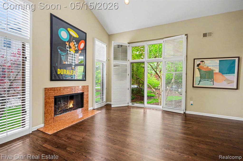 4689 Mirror Lake Drive, West Bloomfield, MI 48323 — Photo 10