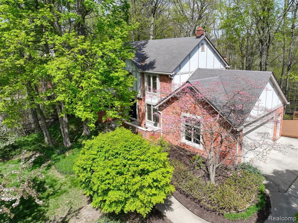 27966 Trailwood Court, Farmington, MI 48331 — Photo 66