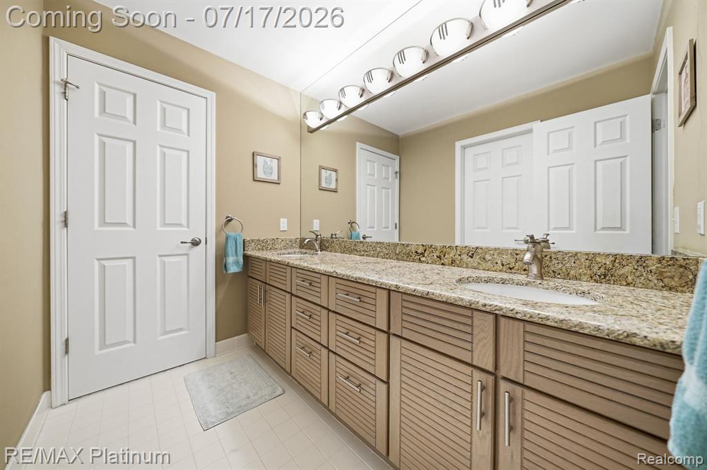 5458 Lake Ridge Drive, Brighton, MI 48116 — Photo 29