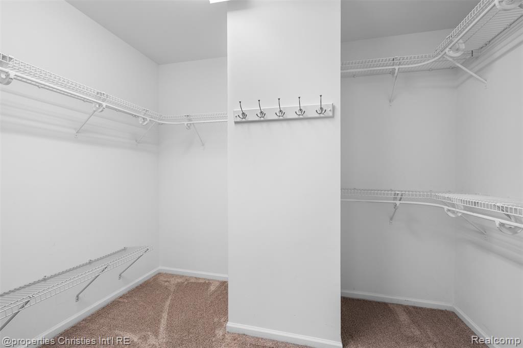 9670 Wexford Drive, Ypsilanti, MI 48198 — Photo 39