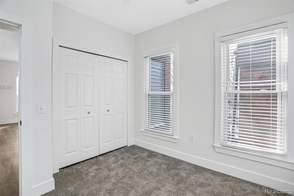 89 W Philadelphia Street, Detroit, MI 48202 — Photo 7