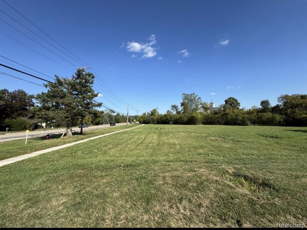 92 E Wattles Road, Troy, MI 48085 — Photo 2