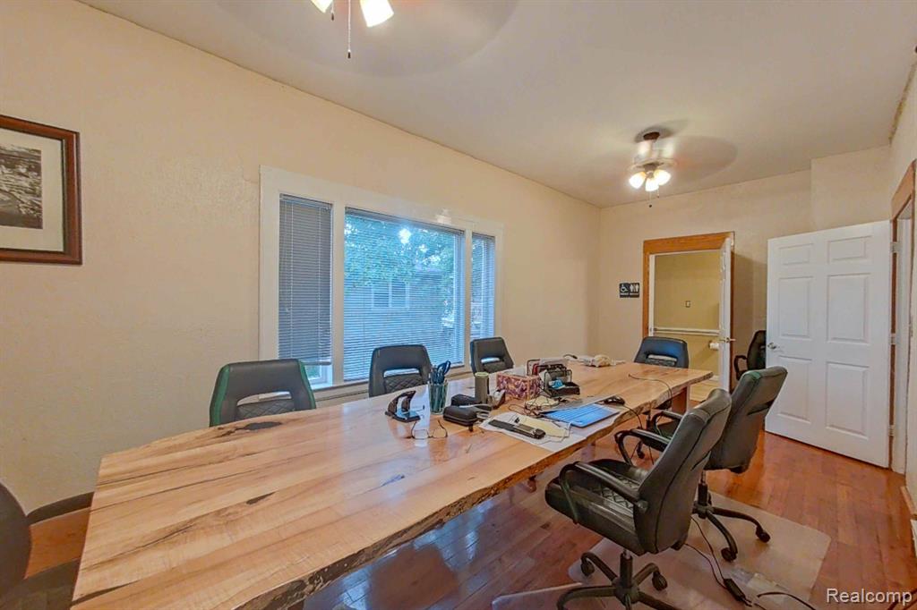 515 E GRAND RIVER Avenue, Howell, MI 48843 — Photo 27