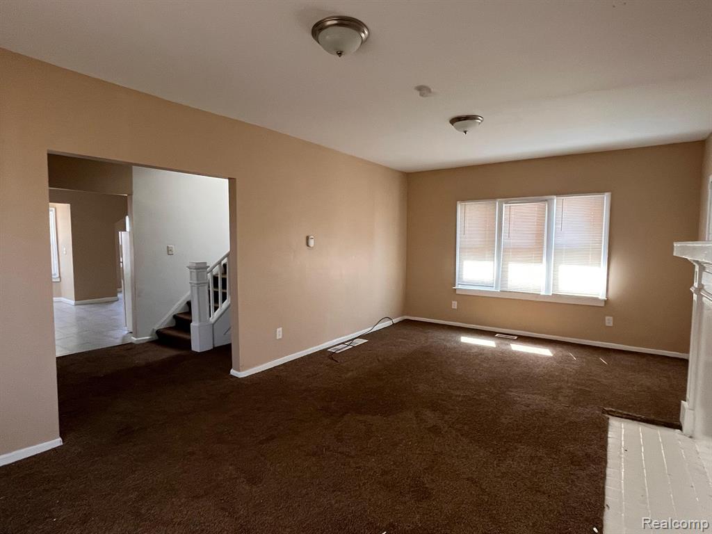 2711 BURLINGAME Street - Photo 3
