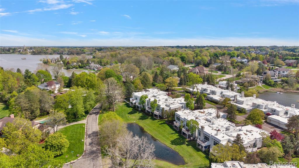 1756 ALEXANDER Drive, Bloomfield Hills, MI 48302 — Photo 33