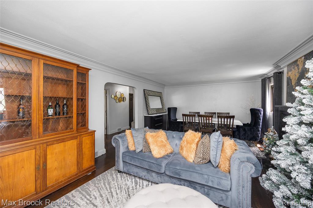 20096 Shrewsbury Road, Detroit, MI 48221 — Photo 16
