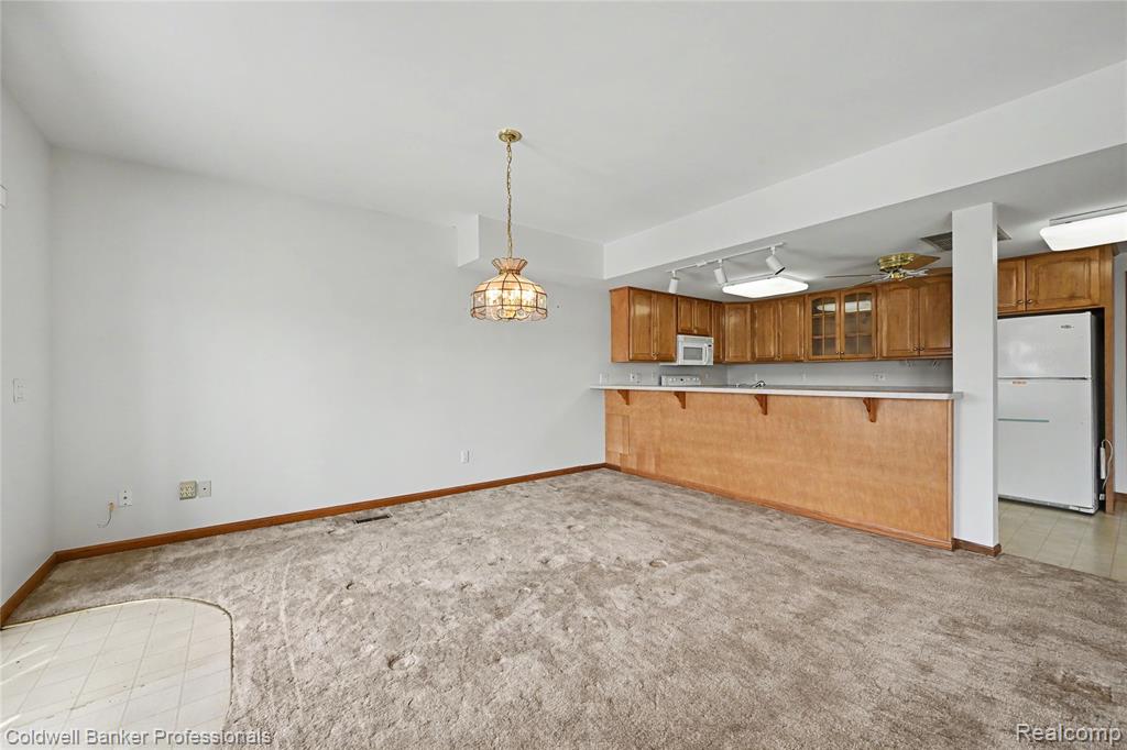 7351 Locklin, West Bloomfield, MI 48324 — Photo 27