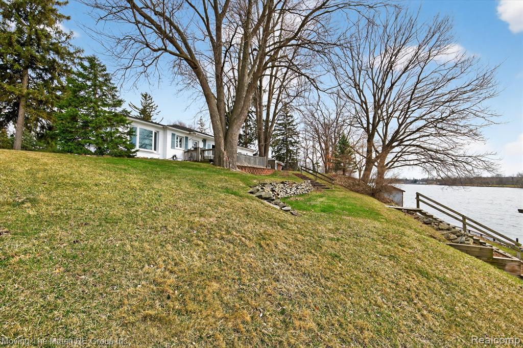 41529 S Interstate 94 Service Drive, Van Buren, MI 48111 — Photo 36