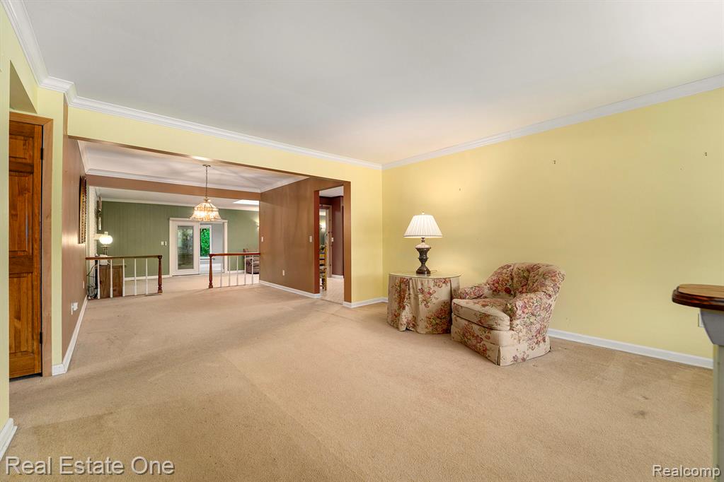 5761 Bingham Drive, Troy, MI 48085 — Photo 5