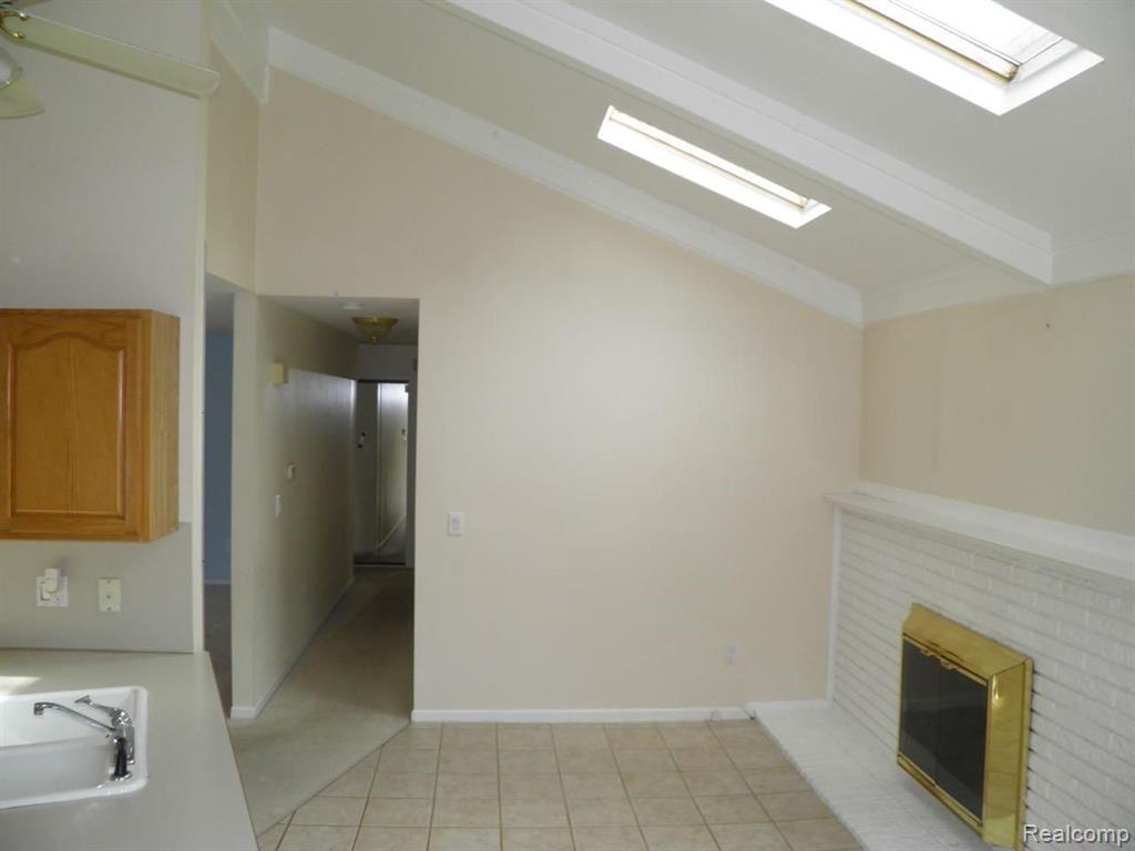 43805 HANFORD Road, Canton, MI 48187 — Photo 8
