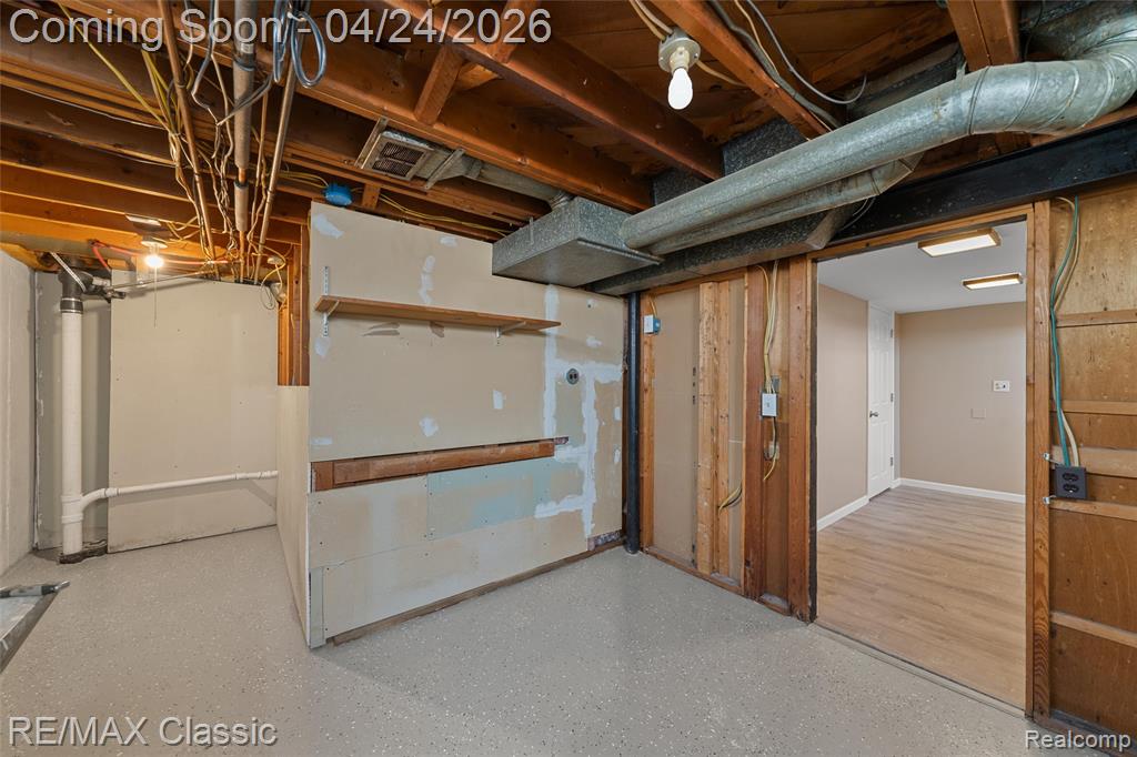 6647 Arcola Street, Garden City, MI — Photo 42