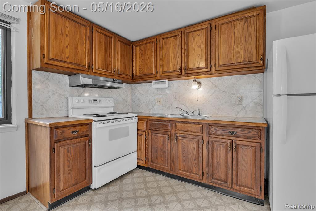 11 Faust Court, Ann Arbor, MI 48108 — Photo 15