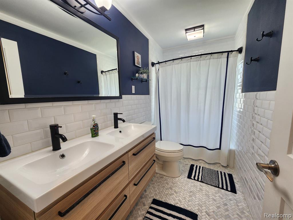 4711 ROBINWOOD Avenue, Royal Oak, MI 48073 — Photo 10