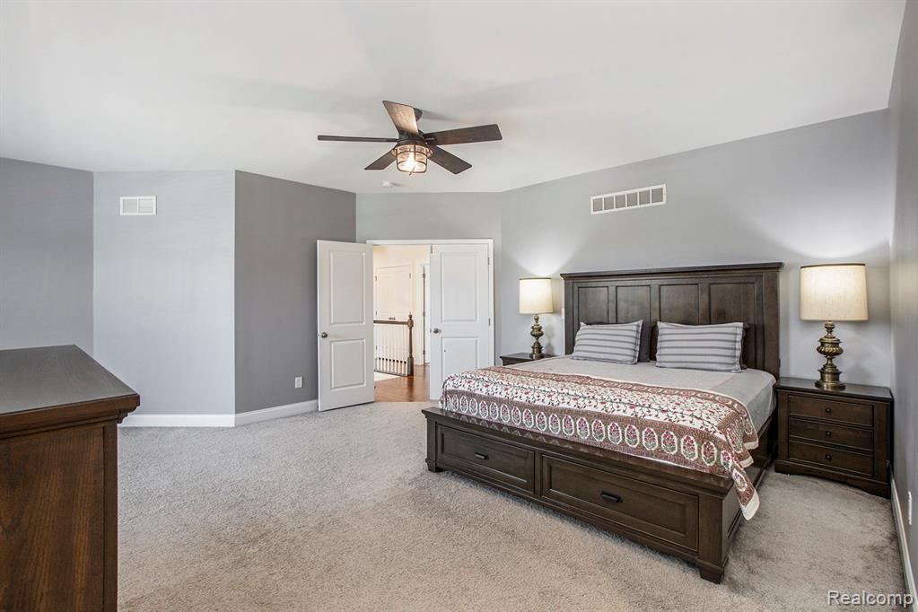 51021 Laurel Park, Canton, MI 48188 — Photo 16