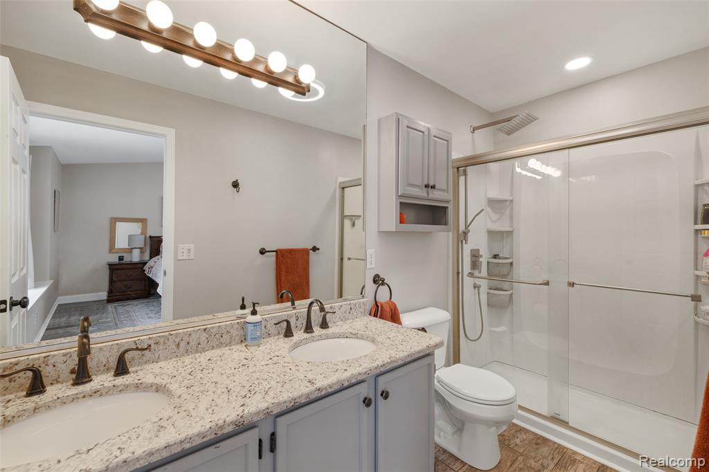 52400 Huntley Avenue, New Baltimore, MI 48047 — Photo 36