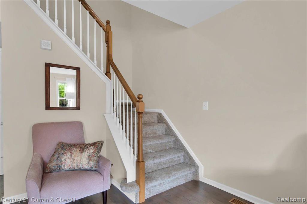 4414 HUNTERS Circle E, Canton, MI 48188 — Photo 14
