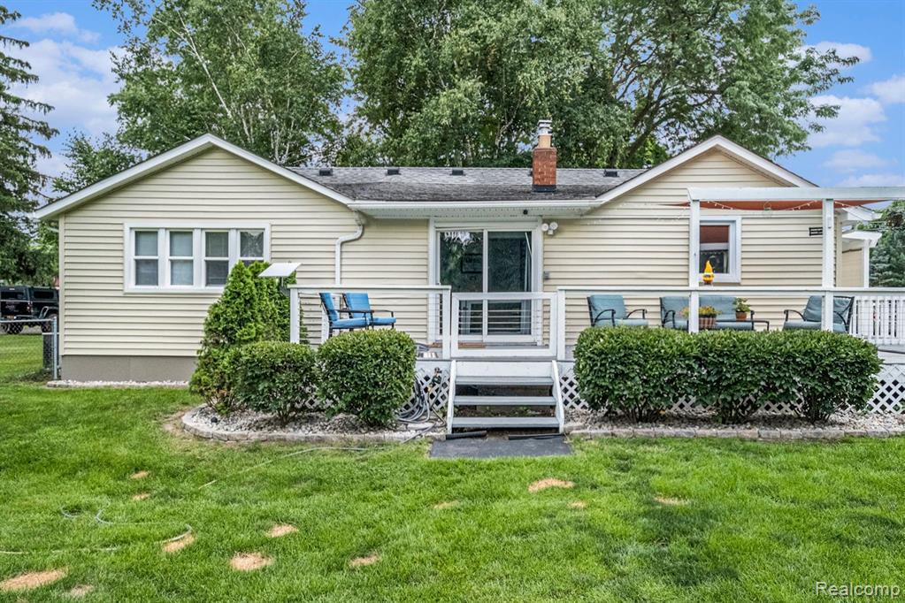 516 North Road, Fenton, MI 48430 — Photo 17
