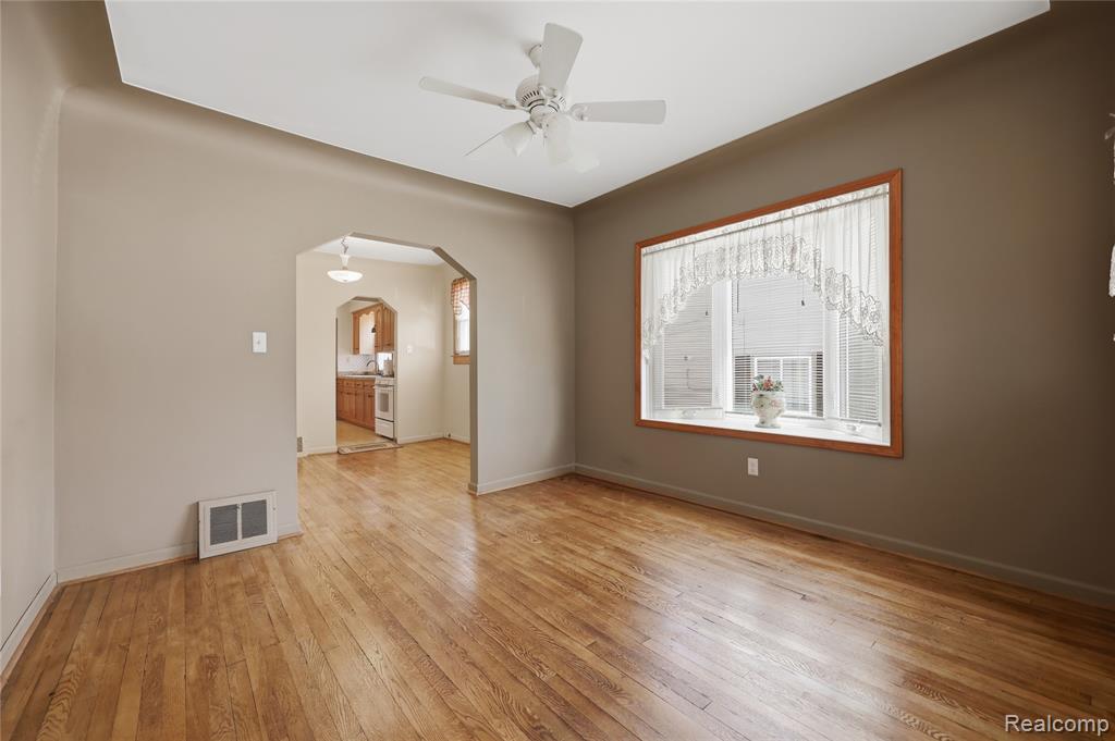 19029 Florian Street, Roseville, MI 48066 — Photo 5