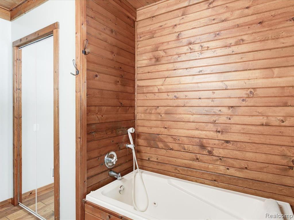 6613 BLACK RIVER Drive, Grant, MI 48032 — Photo 25
