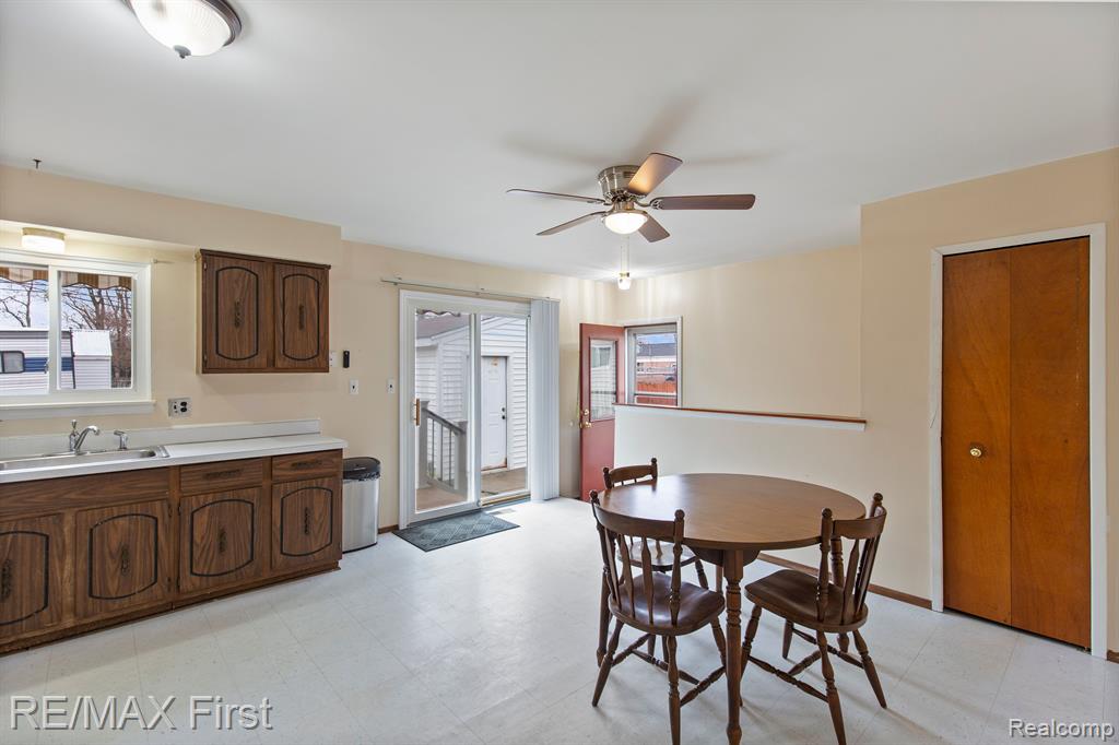 5848 MERRIMAN Road, Garden City, MI — Photo 9