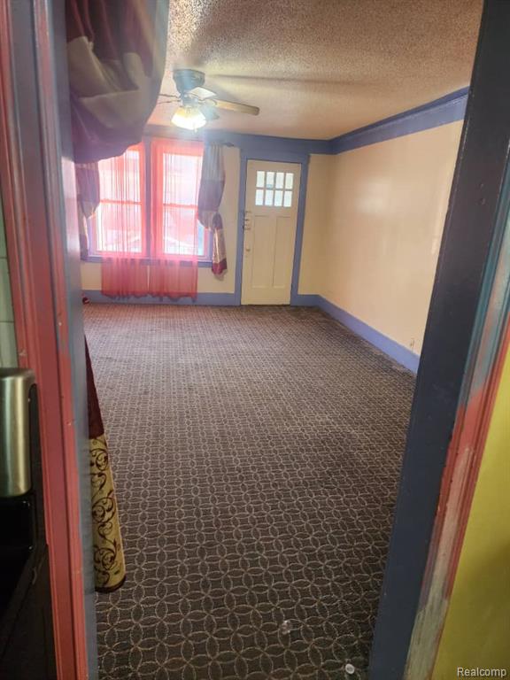 2455 ANDRUS Street, Hamtramck, MI 48212 — Photo 7