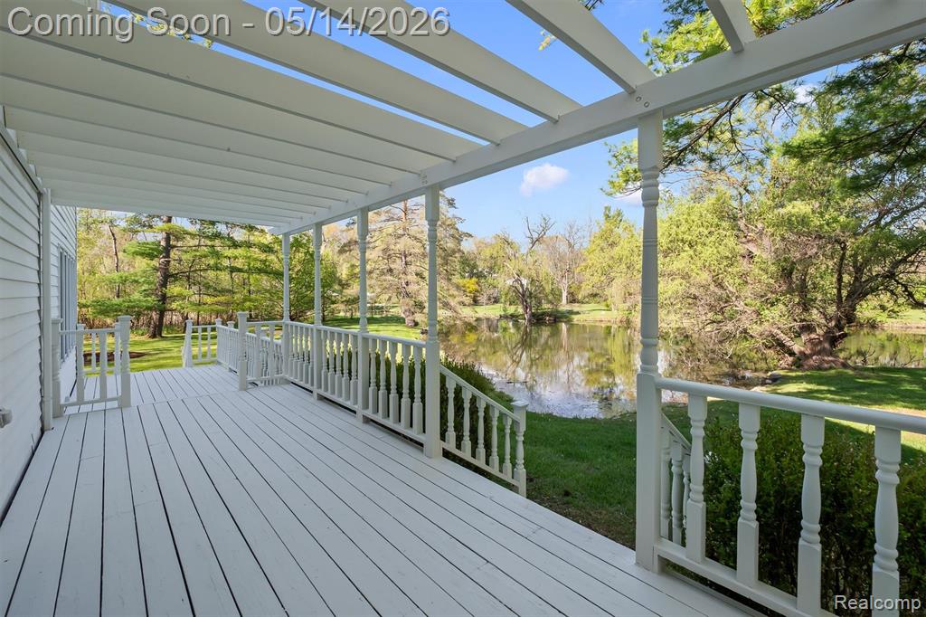 7035 Ten Hill Road, West Bloomfield, MI — Photo 32