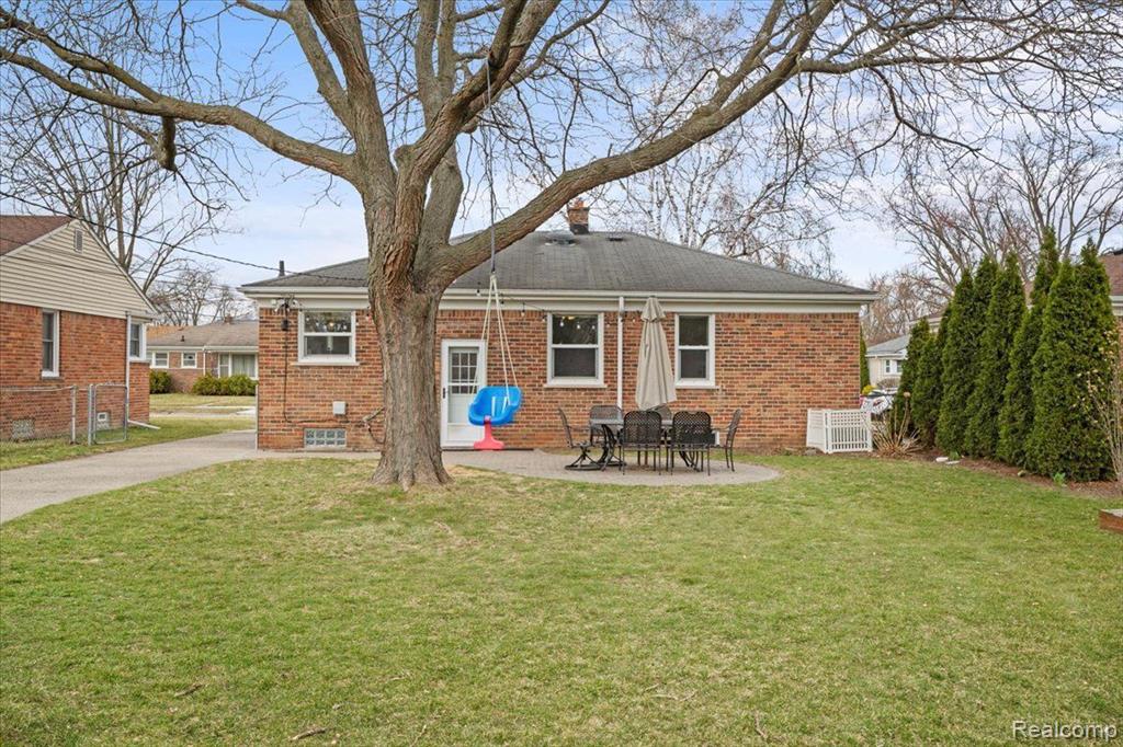 524 E LA SALLE Avenue, Royal Oak, MI 48073 — Photo 44
