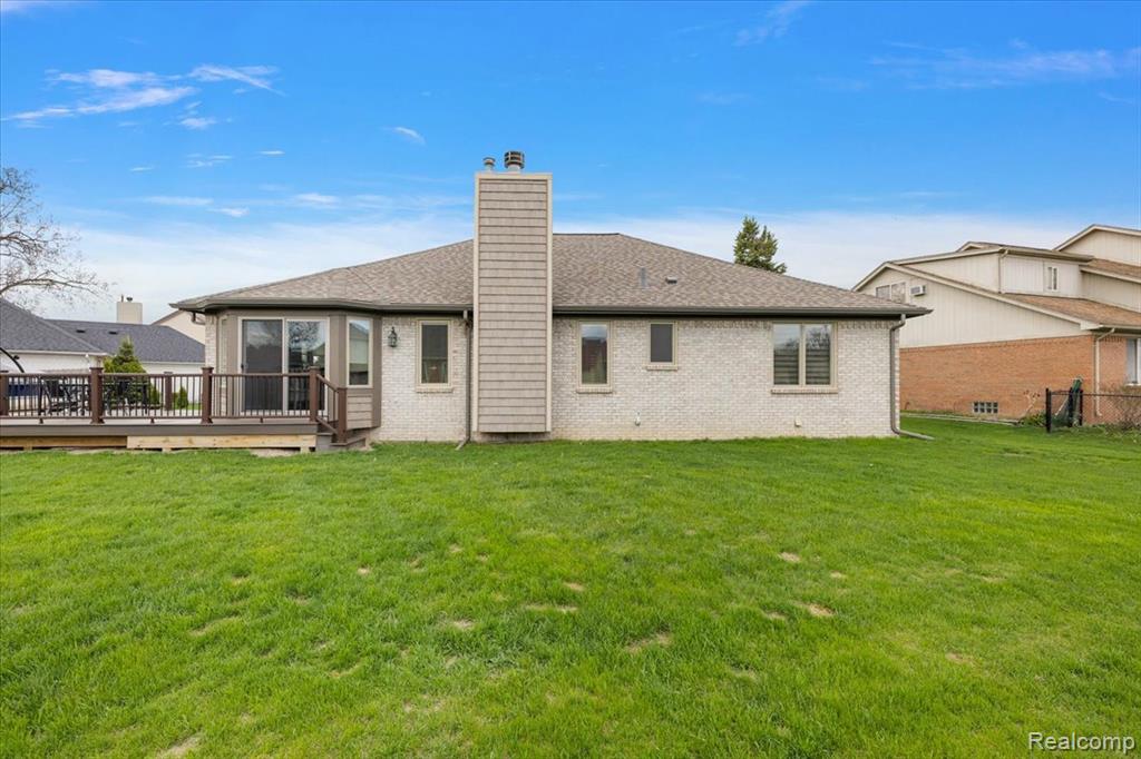 35526 Brooke Circle, New Baltimore, MI 48047 — Photo 35