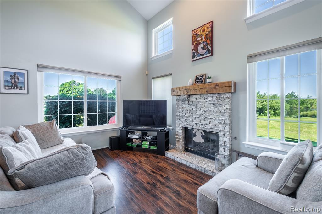 243 Oak Ridge Drive, Pontiac, MI 48341 — Photo 4