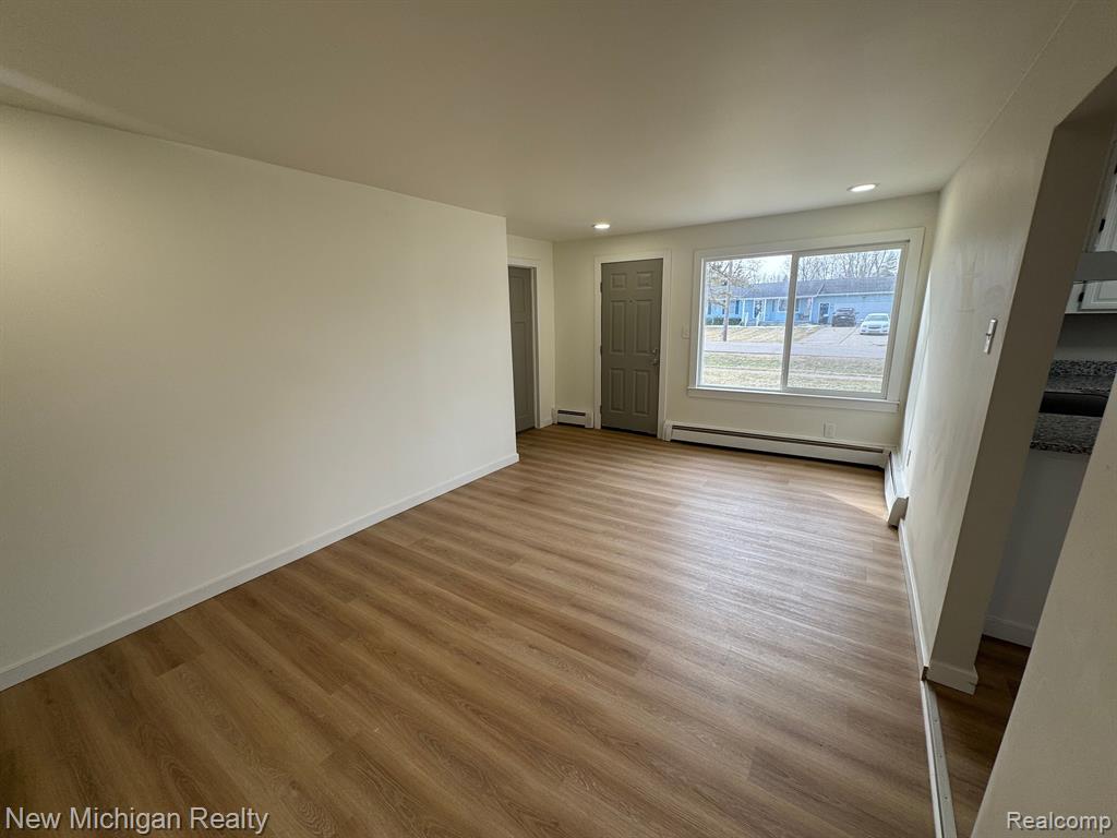 5390 BROBECK Street, Flint, MI 48532 — Photo 17