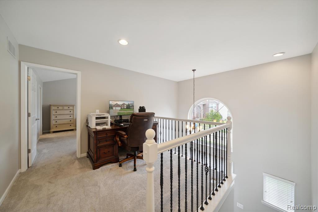 4976 Saddle Brook Court, Troy, MI 48085 — Photo 24