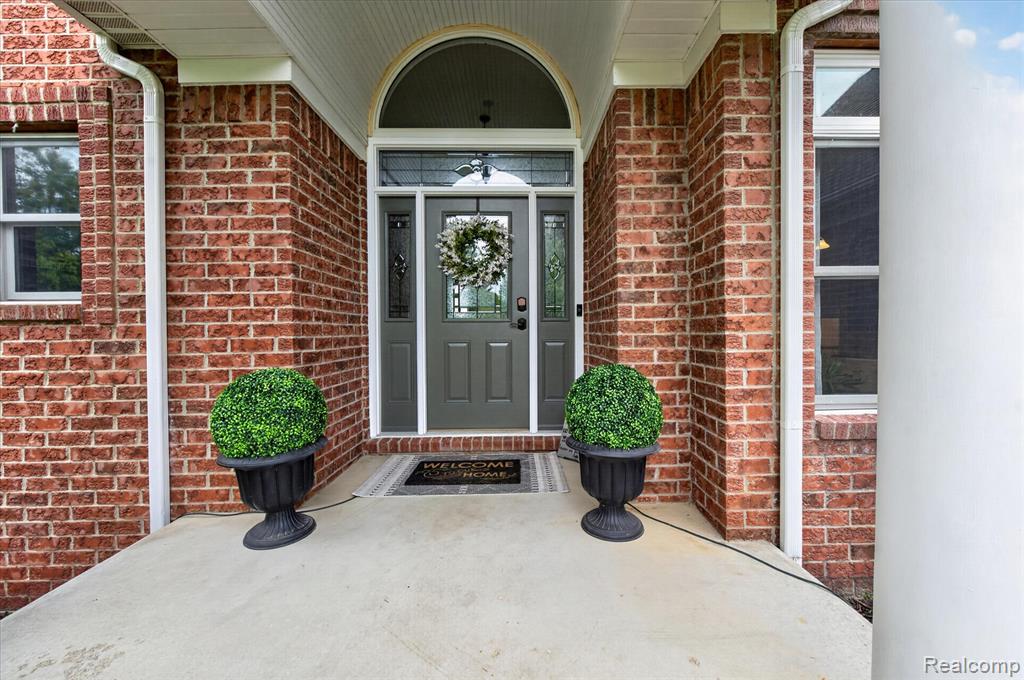 8746 N Hills Court, Howell, MI 48843 — Photo 3