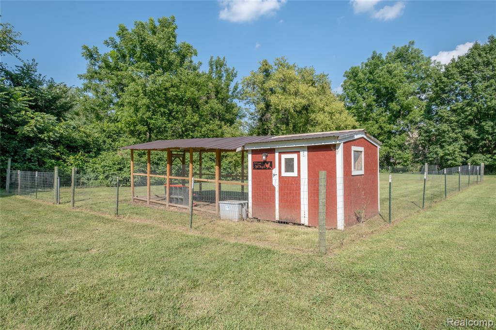 5413 N McKinley Road, Flushing, MI 48433 — Photo 40