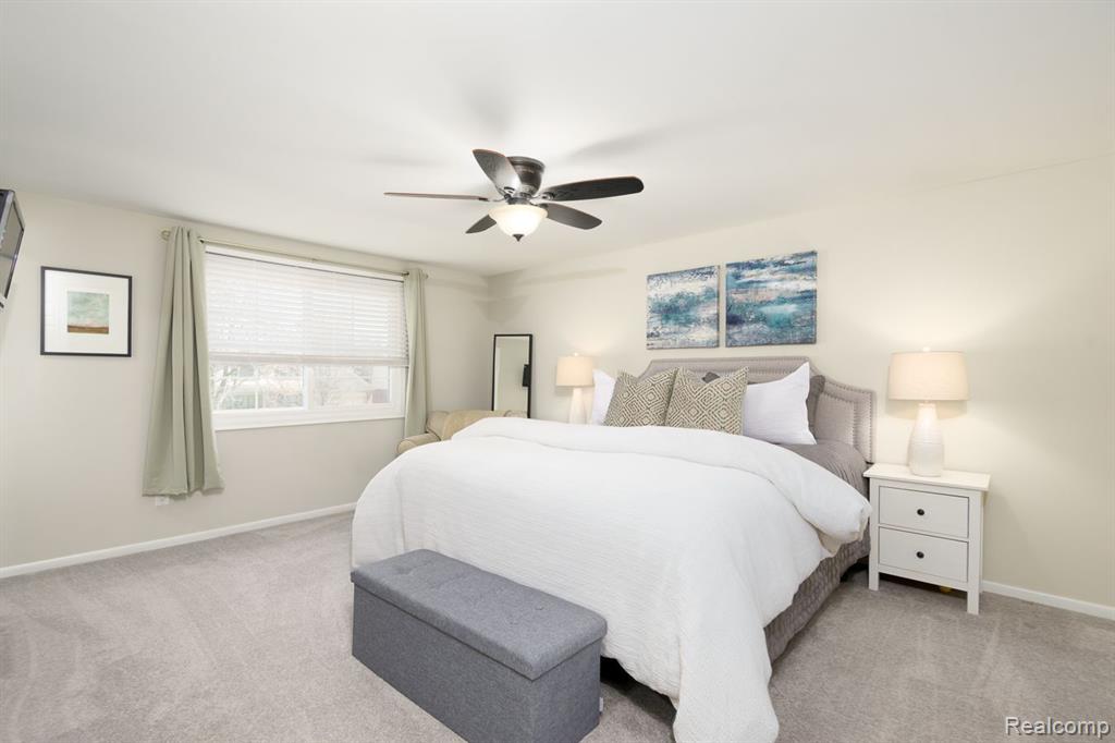 5369 Greendale Drive, Troy, MI 48085 — Photo 16