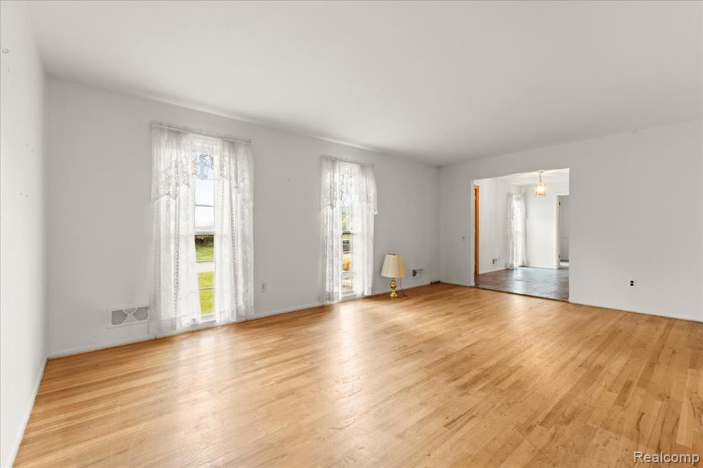 5710 Hobnail Circle, West Bloomfield, MI — Photo 14